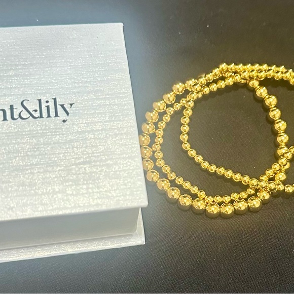 Gold Beaded Bracelet - Picture 4 of 4